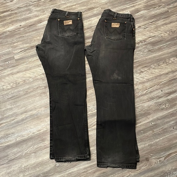 Men’s Wrangler 38x34 13MWZ Jeans - Picture 1 of 5